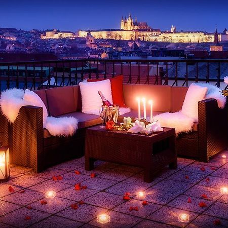 A/C + Terrace Breakfast At Tiffany'S Apartment Prague Exterior photo