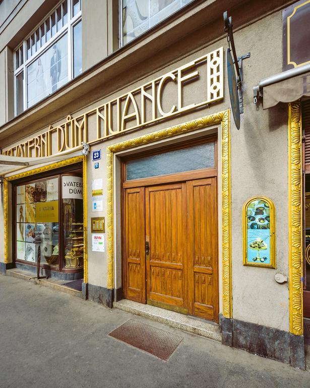 A/C + Terrace Breakfast At Tiffany'S Apartment Prague Exterior photo